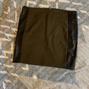 Pleather side detail skirt